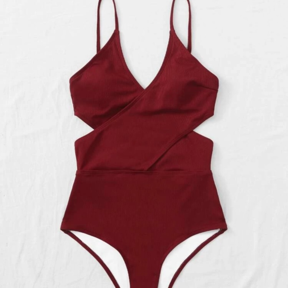 Bathing suit
